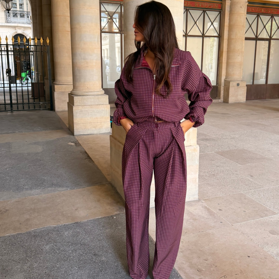 Ensemble Burgundy Check